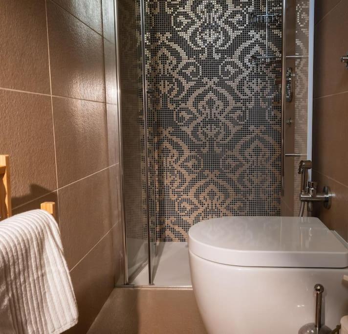 Merulana Penthouse: 5 Minutes Walk From Colosseum Buitenkant foto