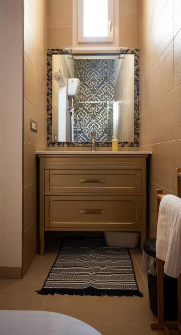 Merulana Penthouse: 5 Minutes Walk From Colosseum Buitenkant foto